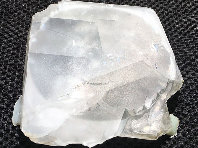 加工實例：方解石冰洲石切割效果，金剛石線切割機(jī)加工效率每小時6萬毫米