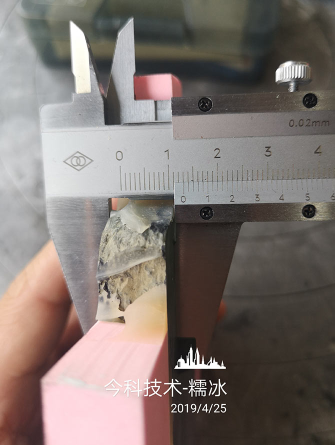 泰州今科金剛石線切割機切翡翠平整度測量