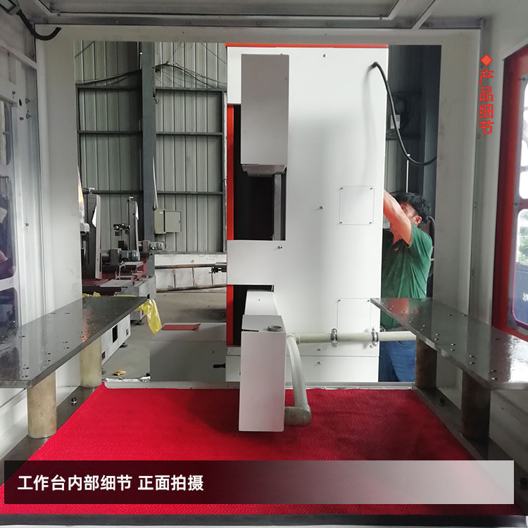 環(huán)形金剛石線切割機內(nèi)部細節(jié)展示