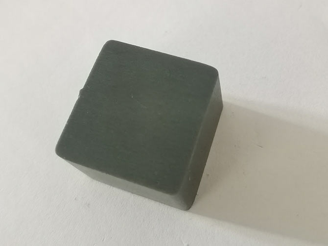導(dǎo)電陶瓷用今科環(huán)形線切形機切割效果，切割速度0.3mm/s。