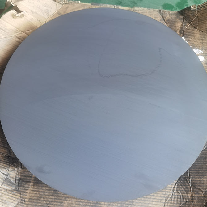 加工實例：直徑560mm石墨圓柱橫切效果