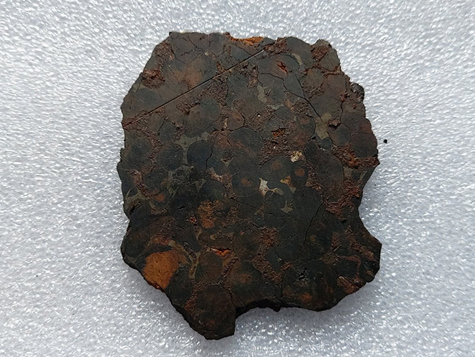 鐵精石切樣，鐵精石切樣圖，鐵精石切割設(shè)備