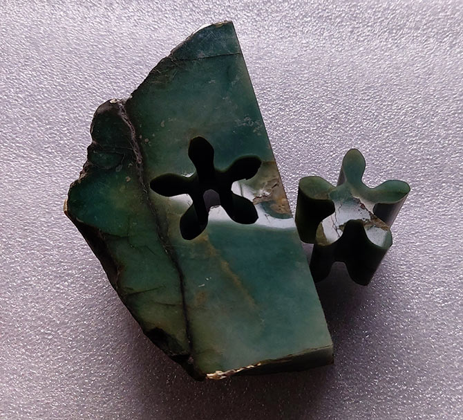 翡翠切樣，翡翠切割設備，翡翠線切割機，今科技術
