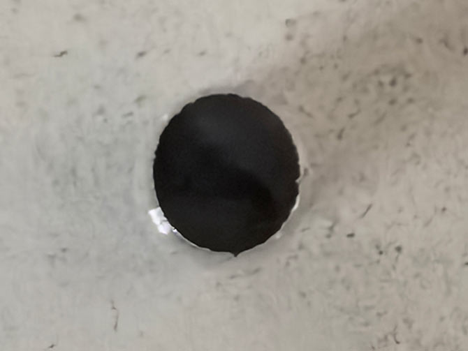 單拋硅片切樣，單拋硅片切割設(shè)備，單拋硅片切割機(jī)，金剛石線切割機(jī)，半導(dǎo)體材料切樣，今科技術(shù)